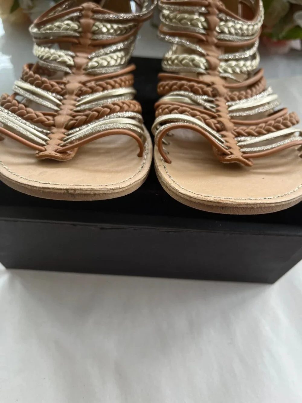 Kelly & Katie Maddy Gladiator Sandals Tan Gold Glitter Size 4M